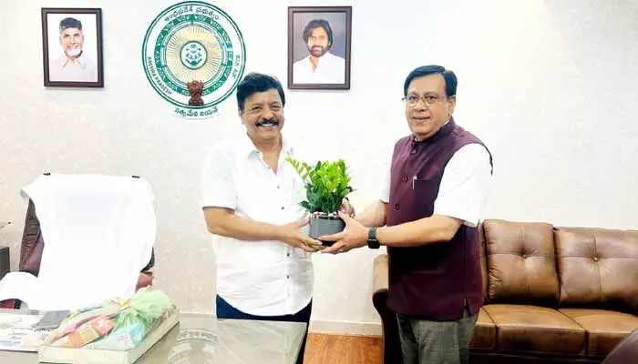 AP News:పర్యాటక ప్రాంతాల్లో పనుల ప్రగతిపై సమీక్ష.. వివరాలు అడిగి తెలుసుకున్న మంత్రి దుర్గేష్ AP News:పర్యాటక ప్రాంతాల్లో పనుల ప్రగతిపై సమీక్ష.. వివరాలు అడిగి తెలుసుకున్న మంత్రి దుర్గేష్