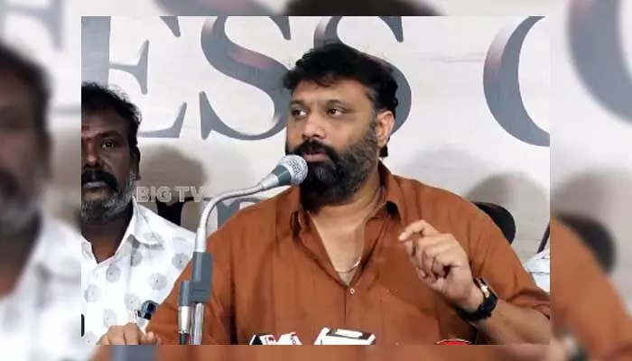 AP News : జగన్ చెత్త రోడ్ల వలనే రోడ్డు ప్రమాదాలు : జనసేన నేత కిరణ్ రాయల్ AP News : జగన్ చెత్త రోడ్ల వలనే రోడ్డు ప్రమాదాలు : జనసేన నేత కిరణ్ రాయల్