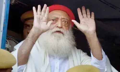 Asaram Bapu : ఆశారాంకు మధ్యంతర బెయిల్.. వారిని కలవొద్దని ఆదేశాలు