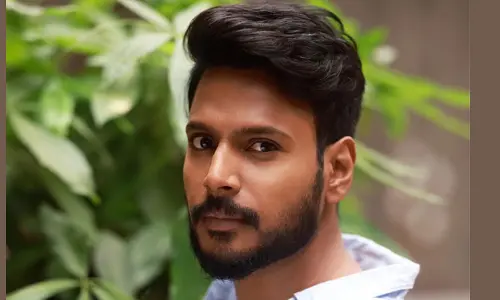 Sundeep Kishan: రెండేళ్లు ఖాళీగా కూర్చోబెట్టి మోసం చేశారు.. సందీప్ కిషన్ కీలక వ్యాఖ్యలు
