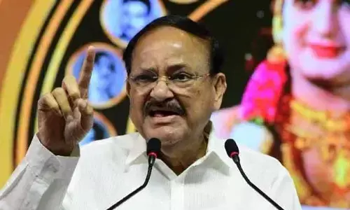‘మాతృభాషలో మాట్లాడని వారికి ఓటు వేయొద్దు’.. మాజీ ఉపరాష్ట్రపతి ఆసక్తికర వ్యాఖ్యలు