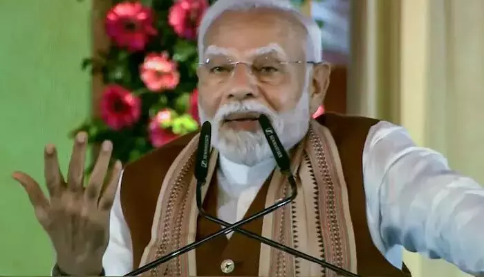 Pm modi: భవిష్యత్ యుద్ధంలో కాదు బుద్ధుడిలో ఉంది.. ప్రధాని మోడీ Pm modi: భవిష్యత్ యుద్ధంలో కాదు బుద్ధుడిలో ఉంది.. ప్రధాని మోడీ