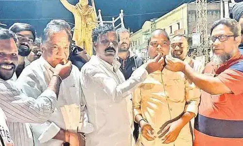 Lagacharla : లగచర్ల ఘటనలో కీలక నిందితుడు సురేష్ కు బెయిల్