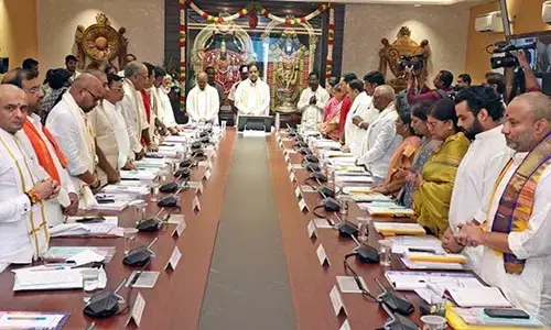 TTD: తిరుమలలో టీటీడీ పాలక మండలి అత్యవసర సమావేశం.. కారణం ఇదే!?
