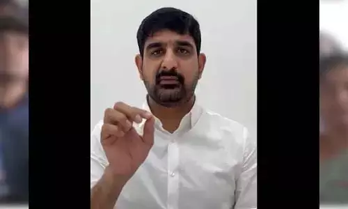Padi Kaushik Reddy : 500 కోట్లకు అమ్ముడుపోయి అదనపు షోలకు అనుమతించారు : పాడి కౌశిక్ రెడ్డి