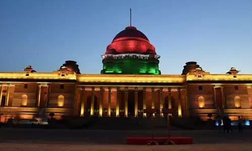 ప్రత్యేక గిఫ్ట్ బాక్స్‌లు సిద్ధం చేస్తున్న రాష్ట్రపతి భవన్.. ఎందుకంటే..?