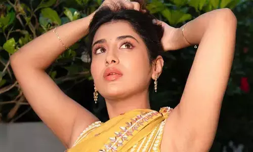Rashi Singh : అందంతో క‌ట్టిప‌డేసిన‌ రాశి సింగ్