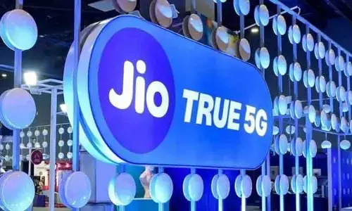 Jio: 5జీ కంటే ఫుల్‌ స్పీడ్‌.. జియో కస్టమర్లకు గుడ్‌న్యూస్.. కొత్తగా 5.5జీ వచ్చేసింది!