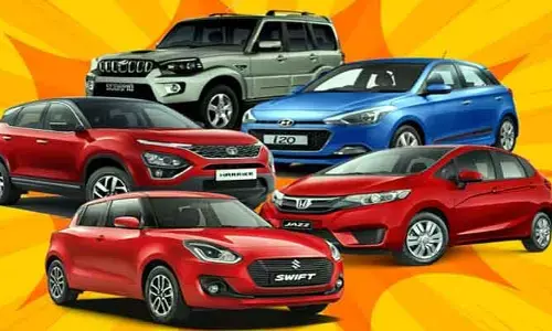 Cars Discounts: కారు కొనాలనుకునే వారికి గుడ్‌ న్యూస్..ఈ మోడల్స్ పై ఏకంగా రూ.85,000 డిస్కౌంట్​!