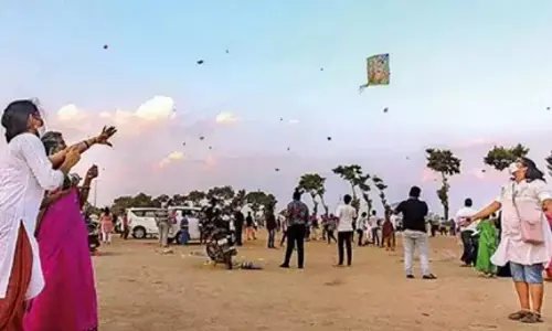 Kite Festival రంగుల‌ది రంగూ.. కైటూ ప‌తంగూ.!