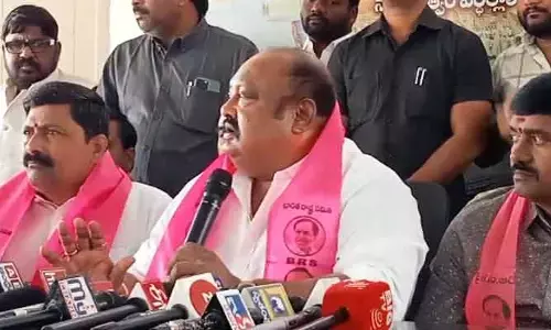 Karimnagar: సంజయ్ రెచ్చగొట్టడం వల్లే ఘటన.. మాజీమంత్రి గంగుల కీలక వ్యాఖ్యలు