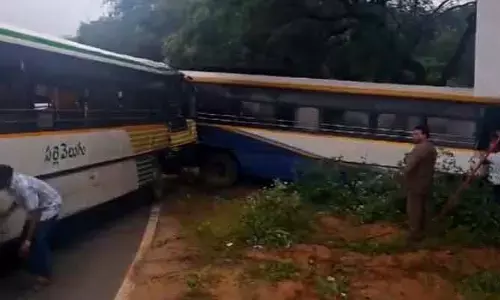 Road Accident: సంక్రాంతి వేళ తిరుపతిలో ఘోర రోడ్డు ప్రమాదం
