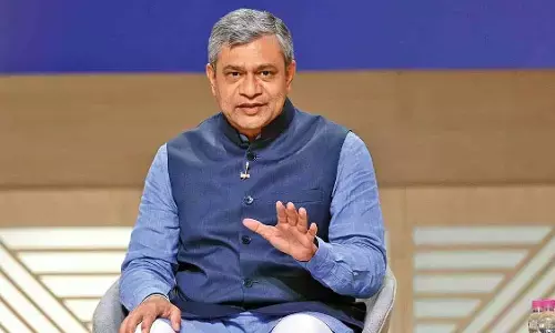 మార్క్ జుకర్‌బర్గ్ మాటలన్నీ అబద్దాలే