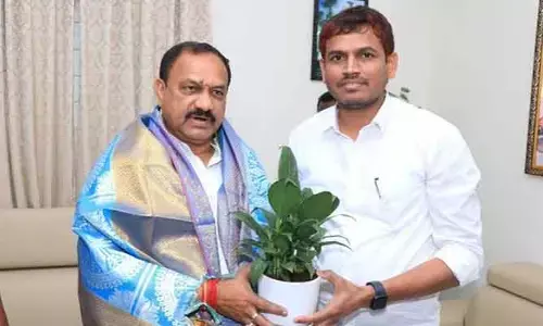 TPCC President: మహేష్ కుమార్ గౌడ్‌ను కలిసిన ఎమిగోస్ విద్యా సంస్థల చైర్మన్