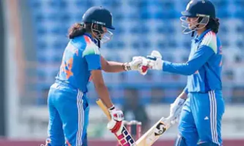India vs Ireland: సెంచరీలతో చెలరేగిన  స్మృతి మంధాన, ప్రతికా రావల్ .. భారీ స్కోర్ దిశగా ఇండియా