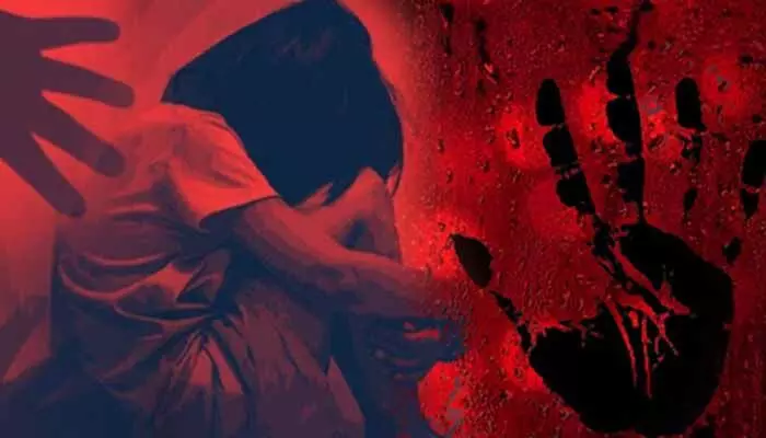 Rape of Minor: రాష్ట్రంలో మరో సంచలనం.. విద్యార్థిపై అత్యాచారం Rape of Minor: రాష్ట్రంలో మరో సంచలనం.. విద్యార్థిపై అత్యాచారం