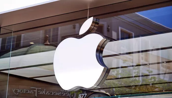 Apple: యాపిల్ యూజర్లకు గుడ్ న్యూస్.. కొత్త యాప్తో హోమ్ డెలివరీతో పాటు ఎన్నో సర్వీసులు Apple: యాపిల్ యూజర్లకు గుడ్ న్యూస్.. కొత్త యాప్తో హోమ్ డెలివరీతో పాటు ఎన్నో సర్వీసులు