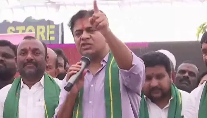 KTR: బీఆర్ఎస్ ఎమ్మెల్యేలం మూకుమ్మడిగా రాజీనామా చేస్తాం.. కేటీఆర్ సంచలన సవాల్ KTR: బీఆర్ఎస్ ఎమ్మెల్యేలం మూకుమ్మడిగా రాజీనామా చేస్తాం.. కేటీఆర్ సంచలన సవాల్
