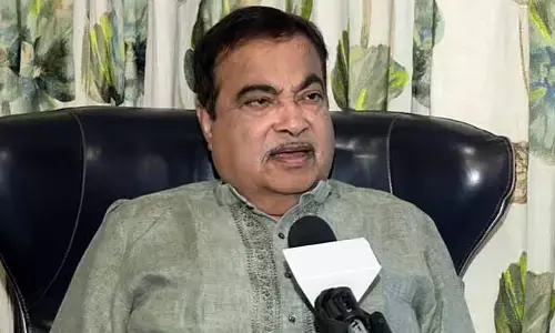 Nitin Gadkari: అలా చేస్తే నాన్ బెయిలబుల్ కేసు: కేంద్ర మంత్రి నితిన్ గడ్కరీ మాస్ వార్నింగ్