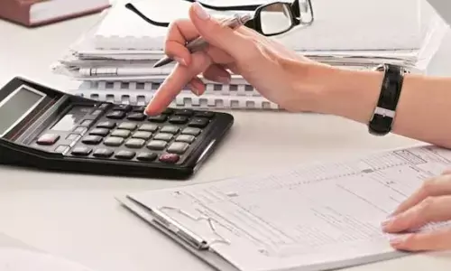 Budget-2025: వినియోగాన్ని పెంచేందుకు ఆదాయపు పన్ను రేట్లను తగ్గించే యోచనలో ప్రభుత్వం