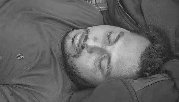 Suicide: ఖమ్మం జిల్లాలో తీవ్ర విషాదం.. అప్పుల బాధలు తాళలేక యువ రైతు బలవన్మరణం Suicide: ఖమ్మం జిల్లాలో తీవ్ర విషాదం.. అప్పుల బాధలు తాళలేక యువ రైతు బలవన్మరణం