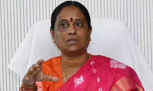 వారికి ఇష్టమున్న చోటే వైద్యం అందించండి.. అధికారులకు మంత్రి కొండా సురేఖ ఆదేశం