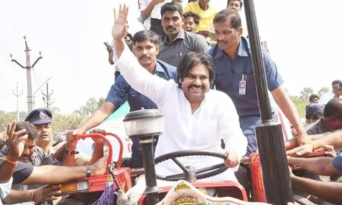 Pawan Kalyan:ట్రాక్టర్ నడిపిన డిప్యూటీ సీఎం పవన్