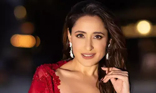 Pragya Jaiswal : కుర్రకారు మతి పోగొడుతోన్న ప్రగ్యా జైస్వాల్..