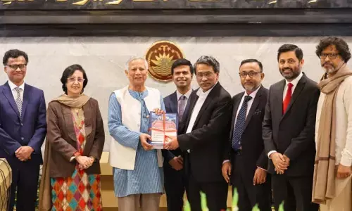 Bangladesh: బంగ్లాదేశ్ రాజ్యాంగం నుంచి ఆ పదాలు తొలగించాలి.. యూనస్ ప్రభుత్వానికి నివేదిక