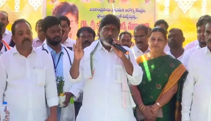 Bhatti Vikramarka: కొత్త రేషన్ కార్డులపై డిప్యూటీ సీఎం భట్టి విక్రమార్క మరోసారి క్లారిటీ Bhatti Vikramarka: కొత్త రేషన్ కార్డులపై డిప్యూటీ సీఎం భట్టి విక్రమార్క మరోసారి క్లారిటీ