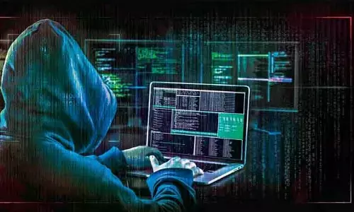Online App : ఆన్ లైన్ యాప్ తో రూ.15కోట్లు హంఫట్