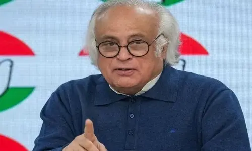 Congress: బడ్జెట్ నుంచి రైడ్ రాజ్, ట్యాక్స్ టెర్రరిజం తొలగించాలి: కాంగ్రెస్ నేత జైరాం రమేష్