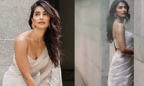 Pooja Hegde: ప్రైవేట్ పార్ట్ కనిపించకుండా కవర్ చేసుకోలేక తెగ కష్టపడిన పూజా.. సోషల్ మీడియాను షేక్ చేస్తున్న వీడియో