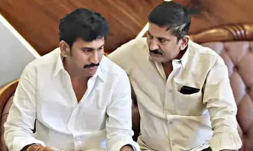FIR Filed: మాజీ ఎమ్మెల్యే తోపుదుర్తికి బిగ్ షాక్.. సోదరుడిపై కేసు నమోదు