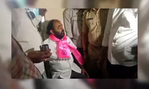 Breaking News : మాజీ ఎమ్మెల్యే కంచర్ల భూపాల్ రెడ్డిపై దాడి