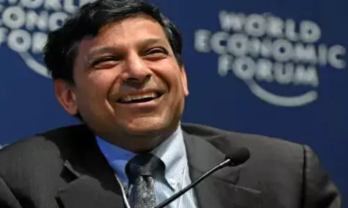 Raghuram Rajan: భారత్‌లో జాబ్ మార్కెట్‌కు ఊతం కావాలి: దావోస్‌లో రఘురామ్ రాజన్