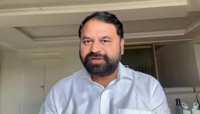 TPCC: ఏపీ రాజకీయాల్లో లుకలుకలు.. కాంగ్రెస్ నేత అద్దంకి హాట్ కామెంట్స్ TPCC: ఏపీ రాజకీయాల్లో లుకలుకలు.. కాంగ్రెస్ నేత అద్దంకి హాట్ కామెంట్స్