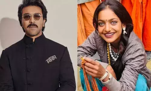 మరో బంపరాఫర్ అందుకున్న కుంభమేళ బ్యూటీ.. ఏకంగా గ్లోబల్ స్టార్ సినిమాలో చాన్స్