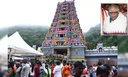 Durga Temple: దుర్గమ్మ గుడి ప్రధానార్చకుడు కన్నుమూత
