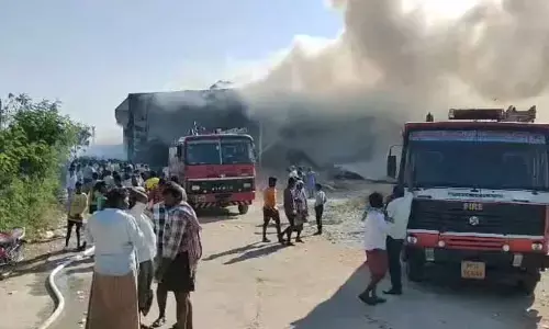 Kurnool: ఆదోనిలో అగ్నిప్రమాదం.. రూ.8.8 కోట్ల నష్టం..!