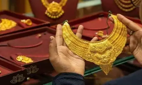 Gold Price: కొత్త గరిష్ఠాలకు చేరిన బంగారం ధర