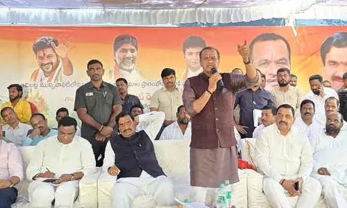 Minister Komatireddy: దేశానికే మోడల్‌గా కోహెడ మార్కెట్
