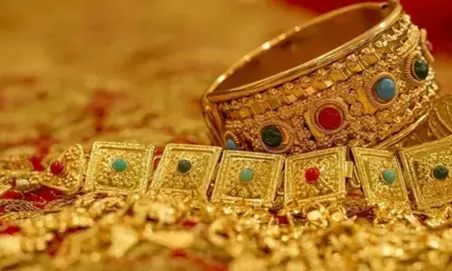 Gold: ఆల్ టైమ్ హైకి బంగారం ధర..10 గ్రాముల వెల రూ.82,900కు చేరిక