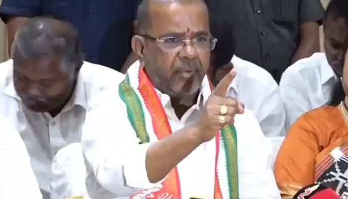 MLA Nayini : ఎమ్మెల్యే నాయిని వివాదస్పద వ్యాఖ్యలు! MLA Nayini : ఎమ్మెల్యే నాయిని వివాదస్పద వ్యాఖ్యలు!