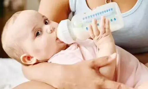 milk: పాల డబ్బాలతో పిల్లలకు పాలు పట్టిస్తున్నారా.. నిపుణులు ఏం చెబుతున్నారంటే..?