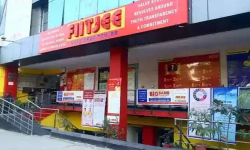 FIITJEE : ఆ కోచింగ్ కేంద్రాల మూసివేత!