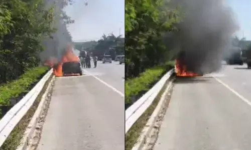 Fire Accident: ఓఆర్ఆర్ పై ప్రమాదం.. కారులో మంటలు చెలరేగి ఇద్దరికి తీవ్ర గాయాలు