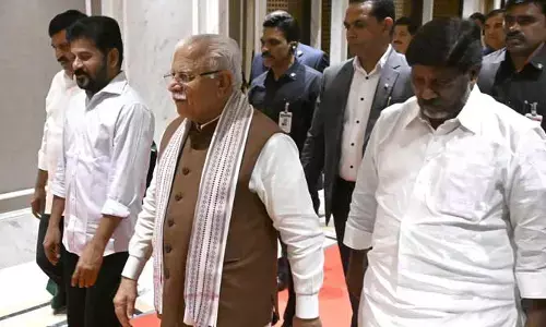 ప్రజ‌ల నుంచి భారీ ఎత్తున డిమాండ్ ఉంది.. సహకరించాలని కేంద్రమంత్రి ఖ‌ట్టర్‌కు పొంగులేటి విజ్ఞప్తి