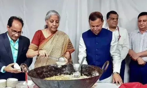Budget-2025: హల్వా వేడుకలో పాల్గొన్న నిర్మలా సీతారామన్.. మొదలైన లాక్-ఇన్ పీరియడ్