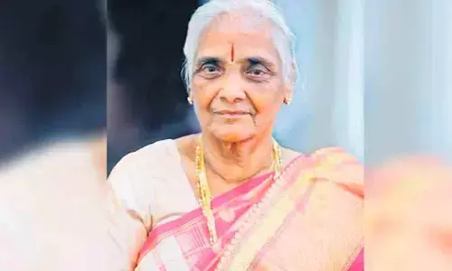 మాజీ సీఎం కేసీఆర్ ఇంట తీవ్ర విషాదం.. సోదరి కన్నుమూత